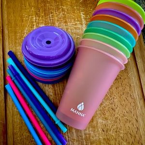 Manna color-changing straw cup for toddlers/ kids